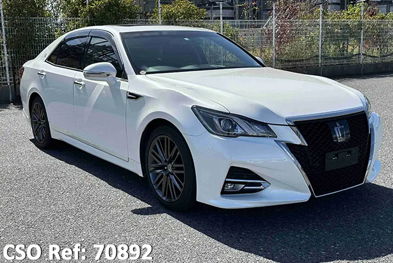 Toyota / Crown 2016